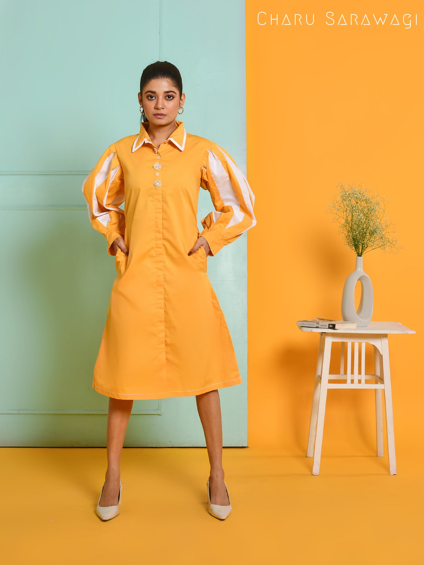 PARACHUTE SLEEVES DRESS