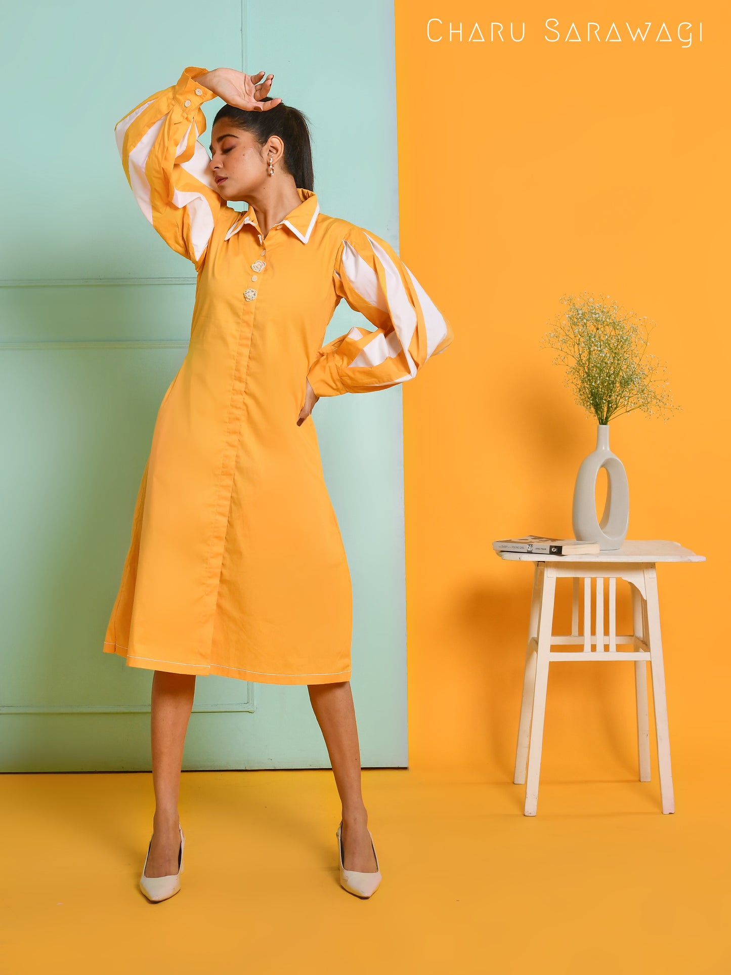 PARACHUTE SLEEVES DRESS