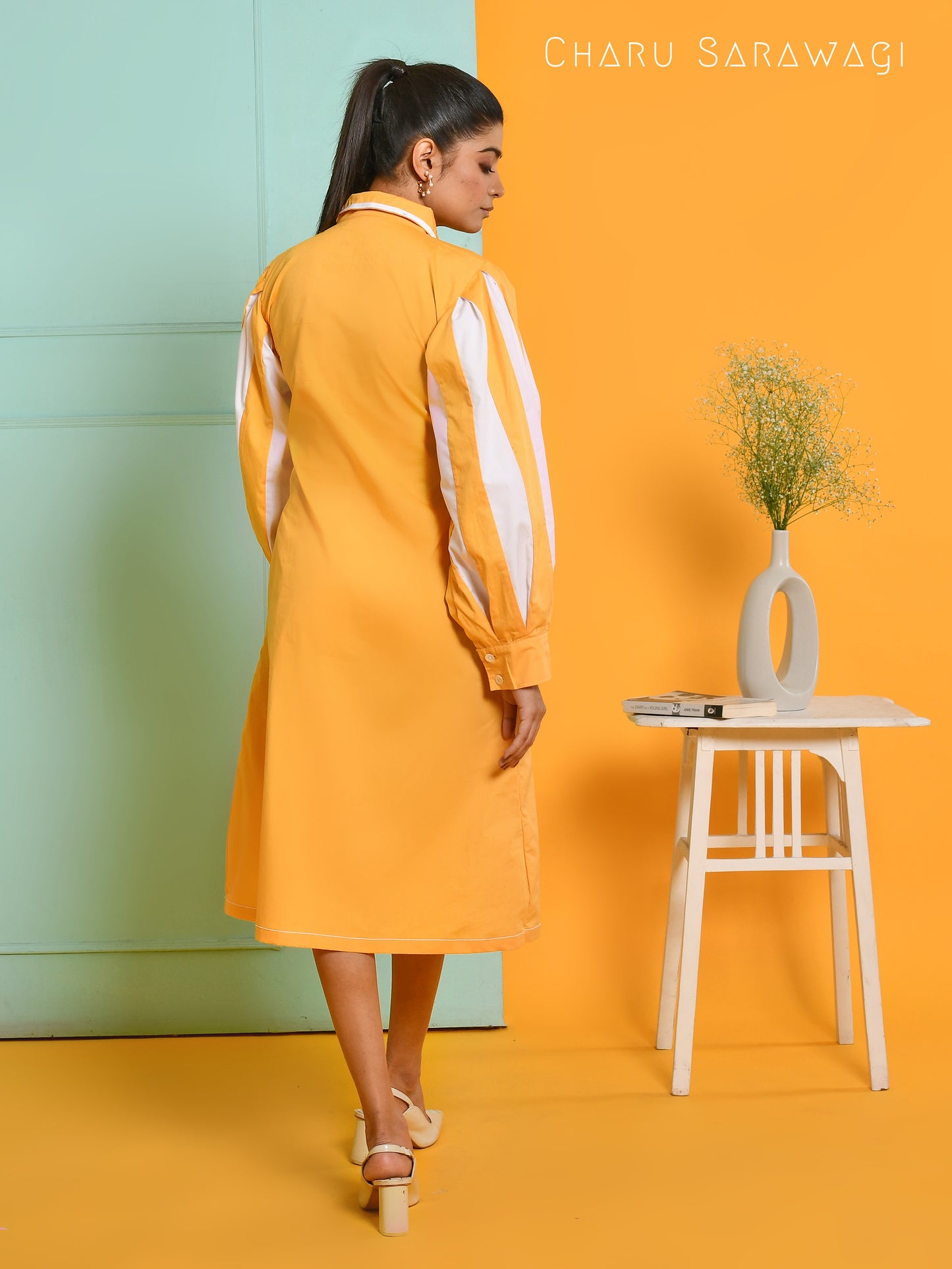 PARACHUTE SLEEVES DRESS