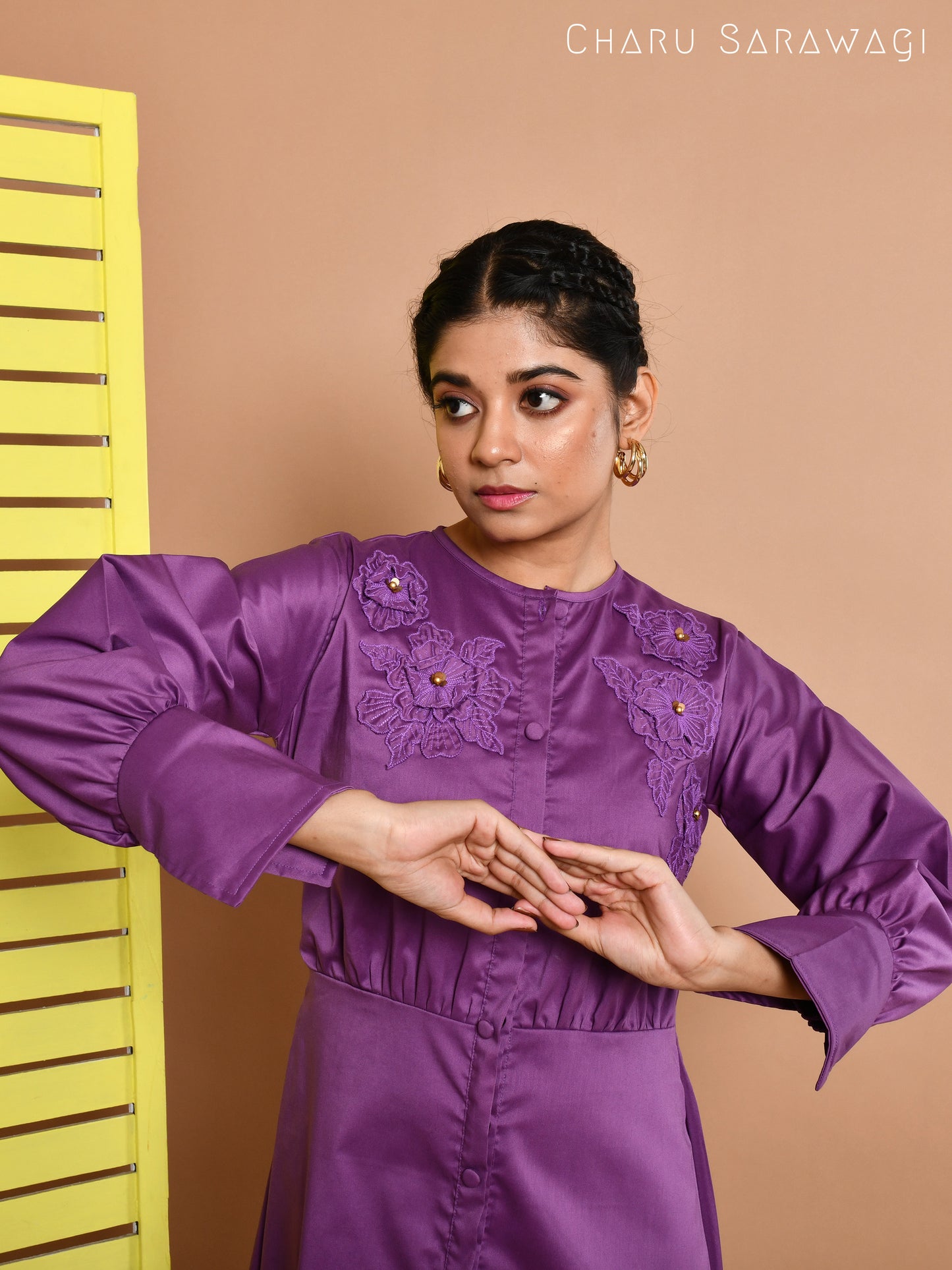 FLOWER APPLIQUE DRESS