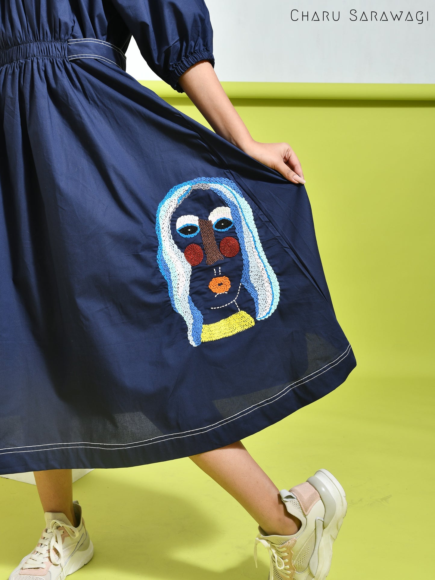 Face dress